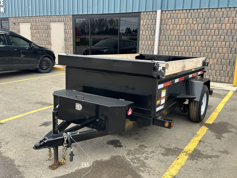2025 Miska 5' x 8.5' Dump Trailer